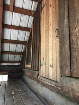  door to upper level 