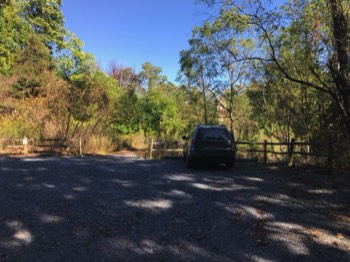  Parking at barn ruins 